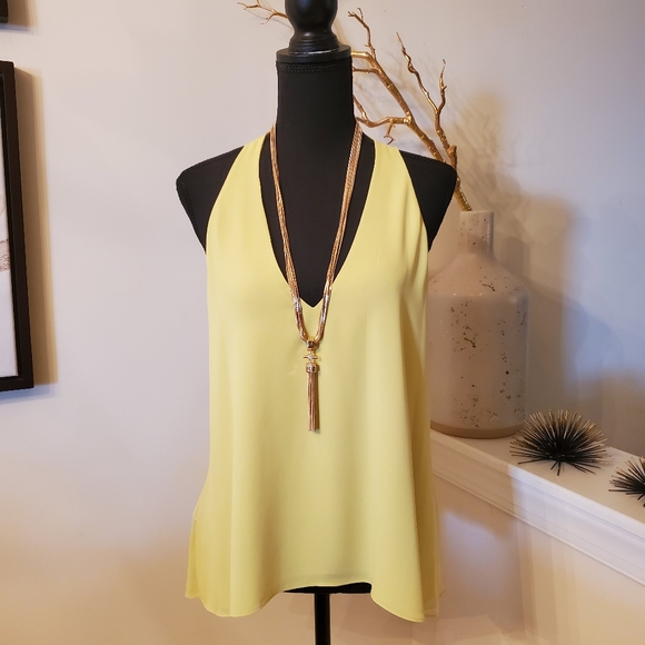 🔥BCBGMAXAZARIA Draped Back Halter Top - Picture 5 of 15